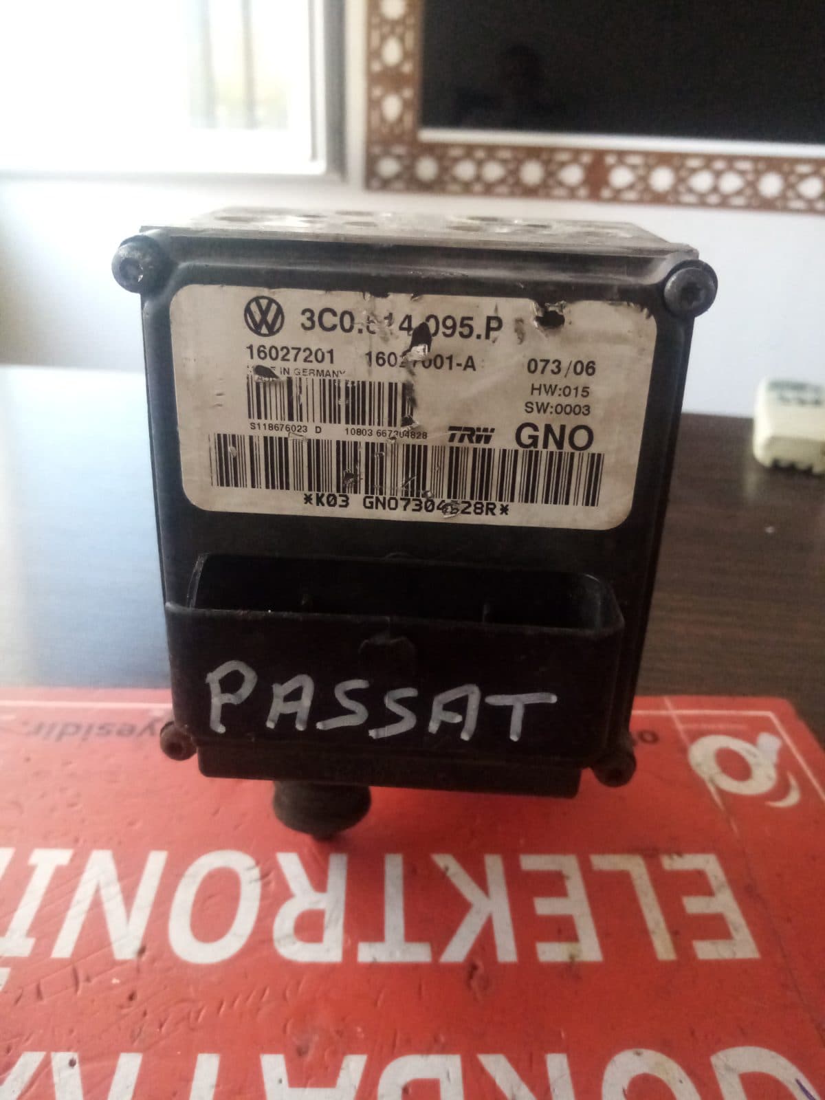 03c0 614 095 p wolsvagen abs beyni - 03c0.614.095.p - Görsel 1